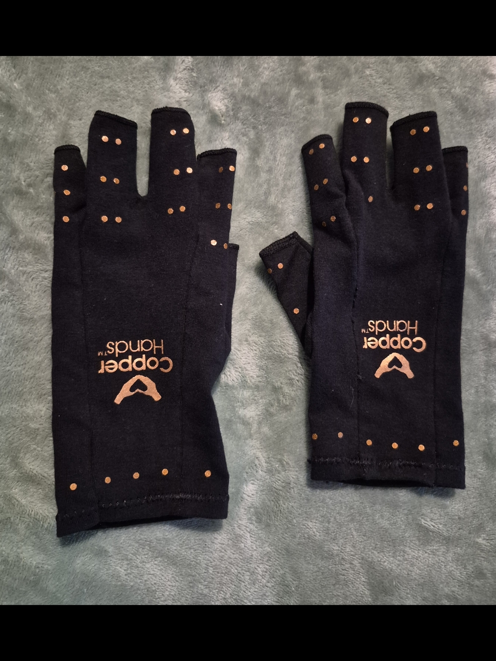 Copper Hands Black Compression Gloves For Woman
